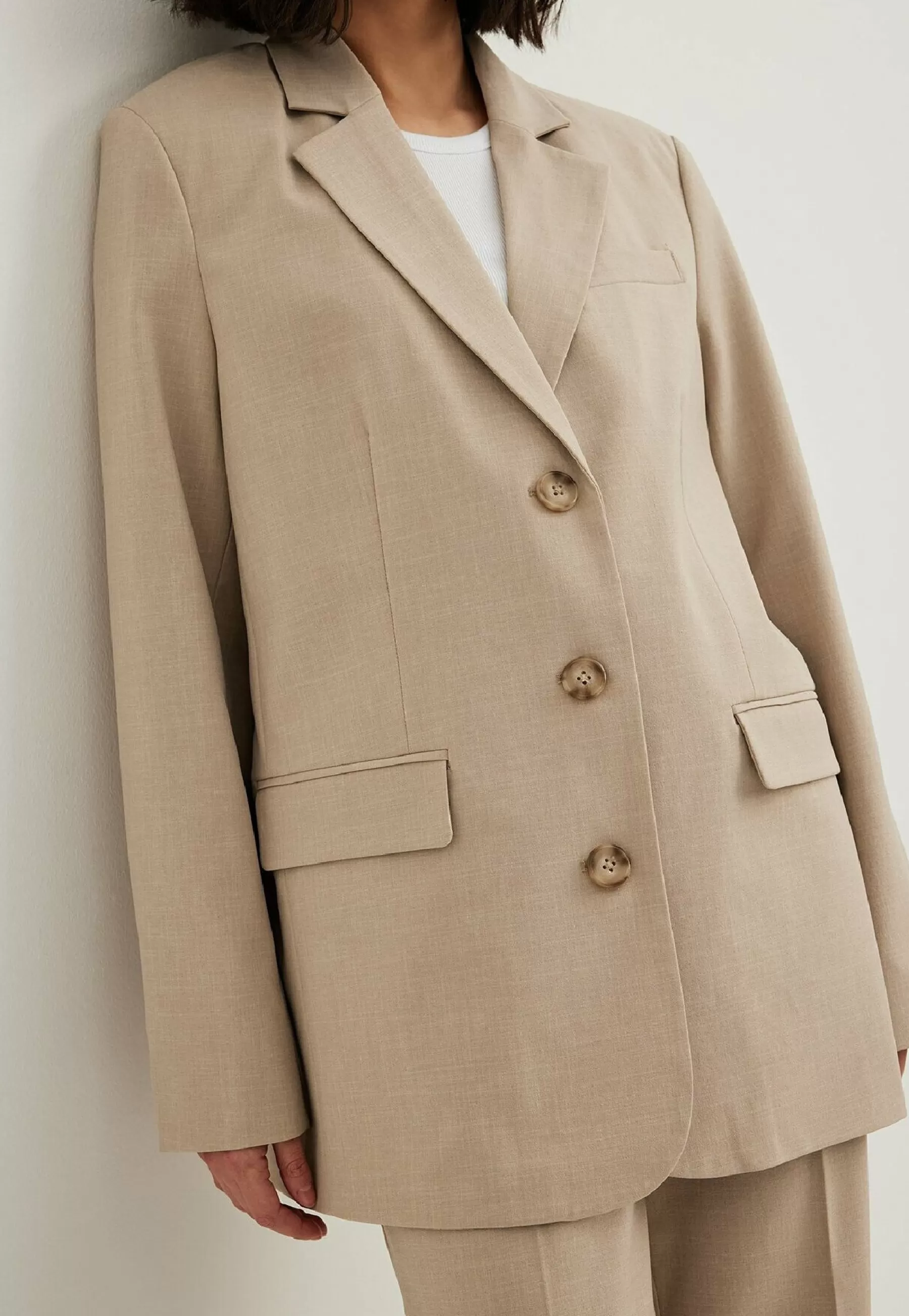 Melange In Oversize Mit Drei Knopfen - Manteau Court | NA-KD Hot