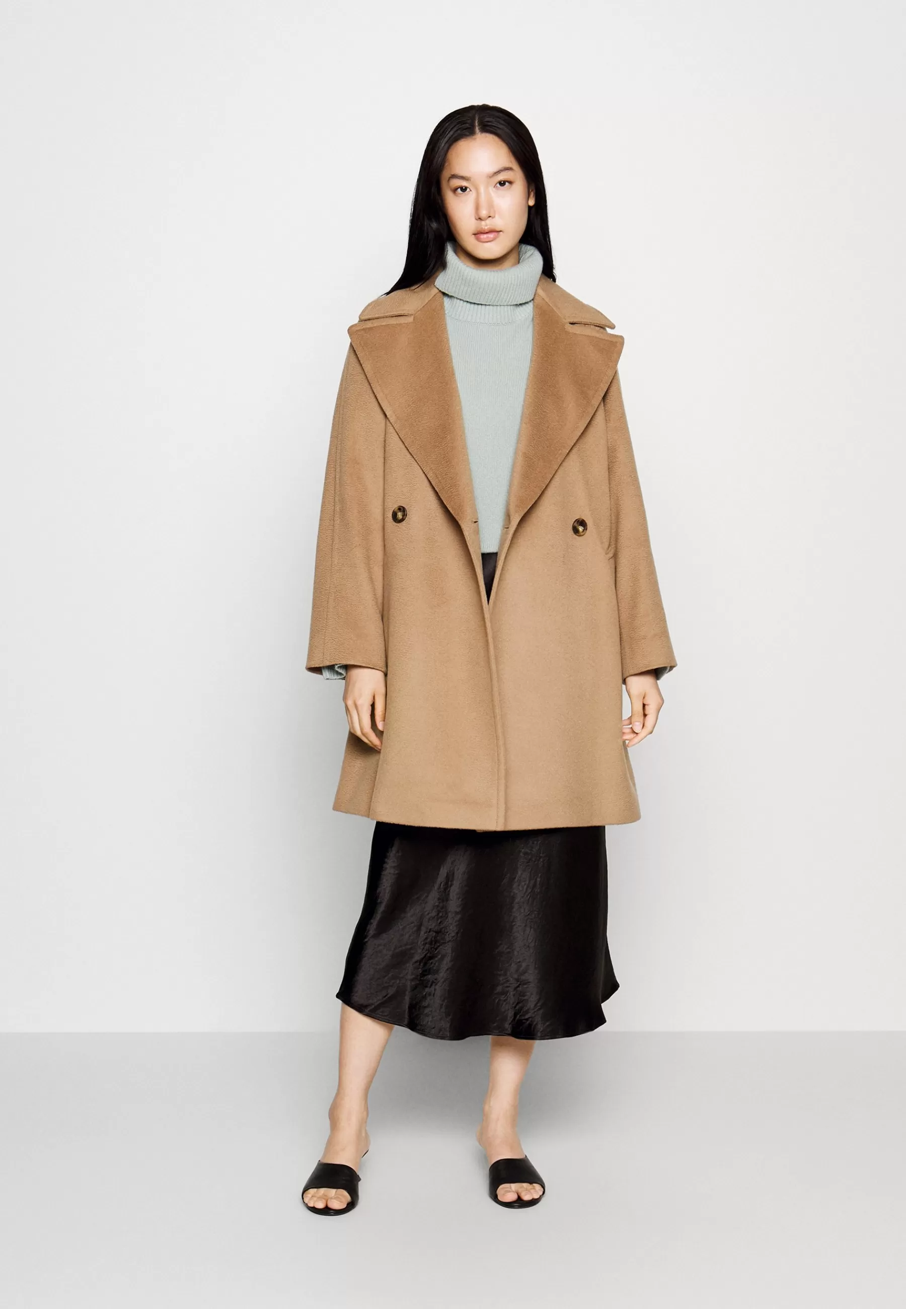 Novella - Manteau Classique | WEEKEND MaxMara Store