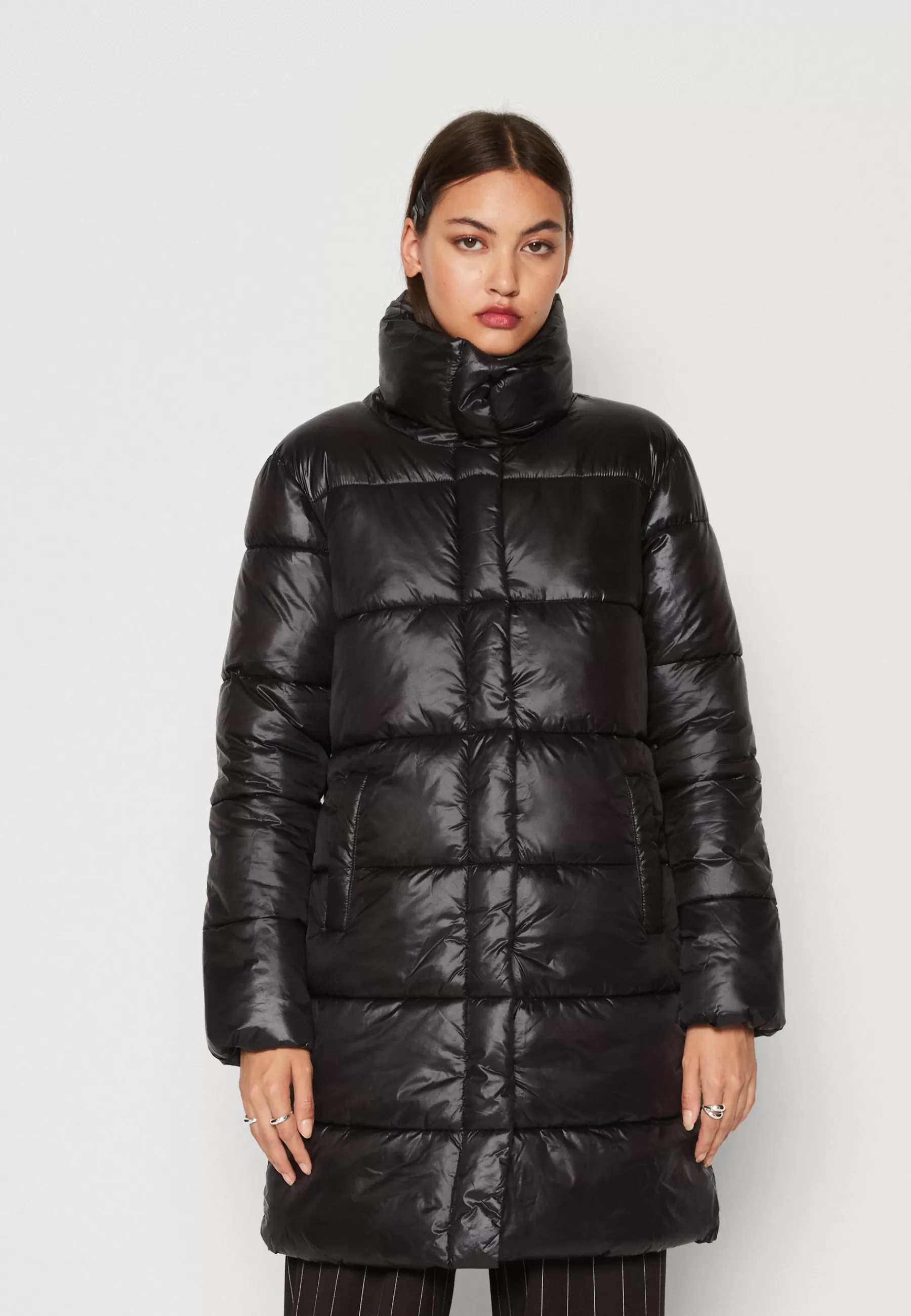 Femme ONLY Onlbailey Belted Highneck Puffer - Manteau D'Hiver