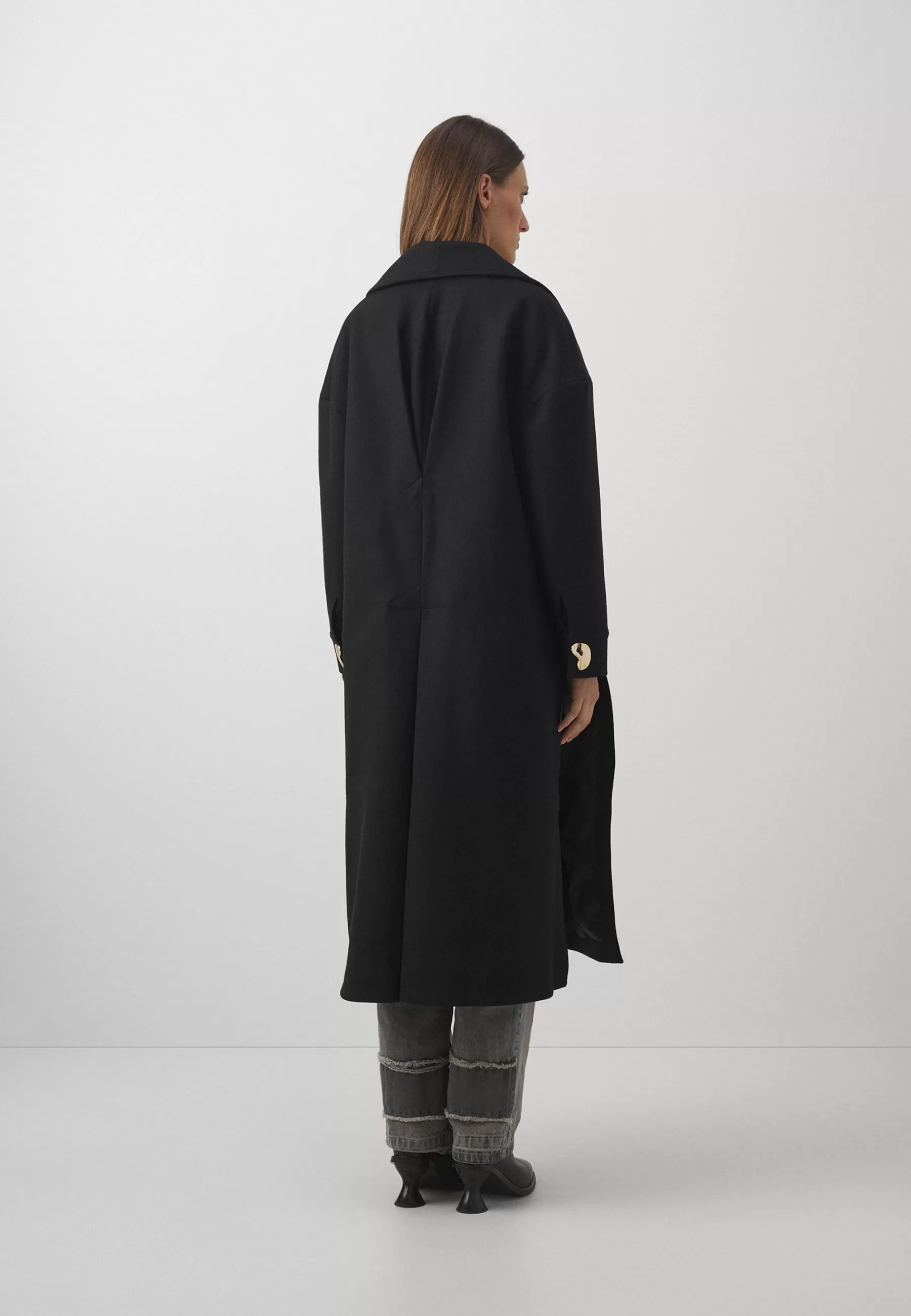 Femme Mother of Pearl Oversized With High Splits And Kidney Buttons - Manteau Classique