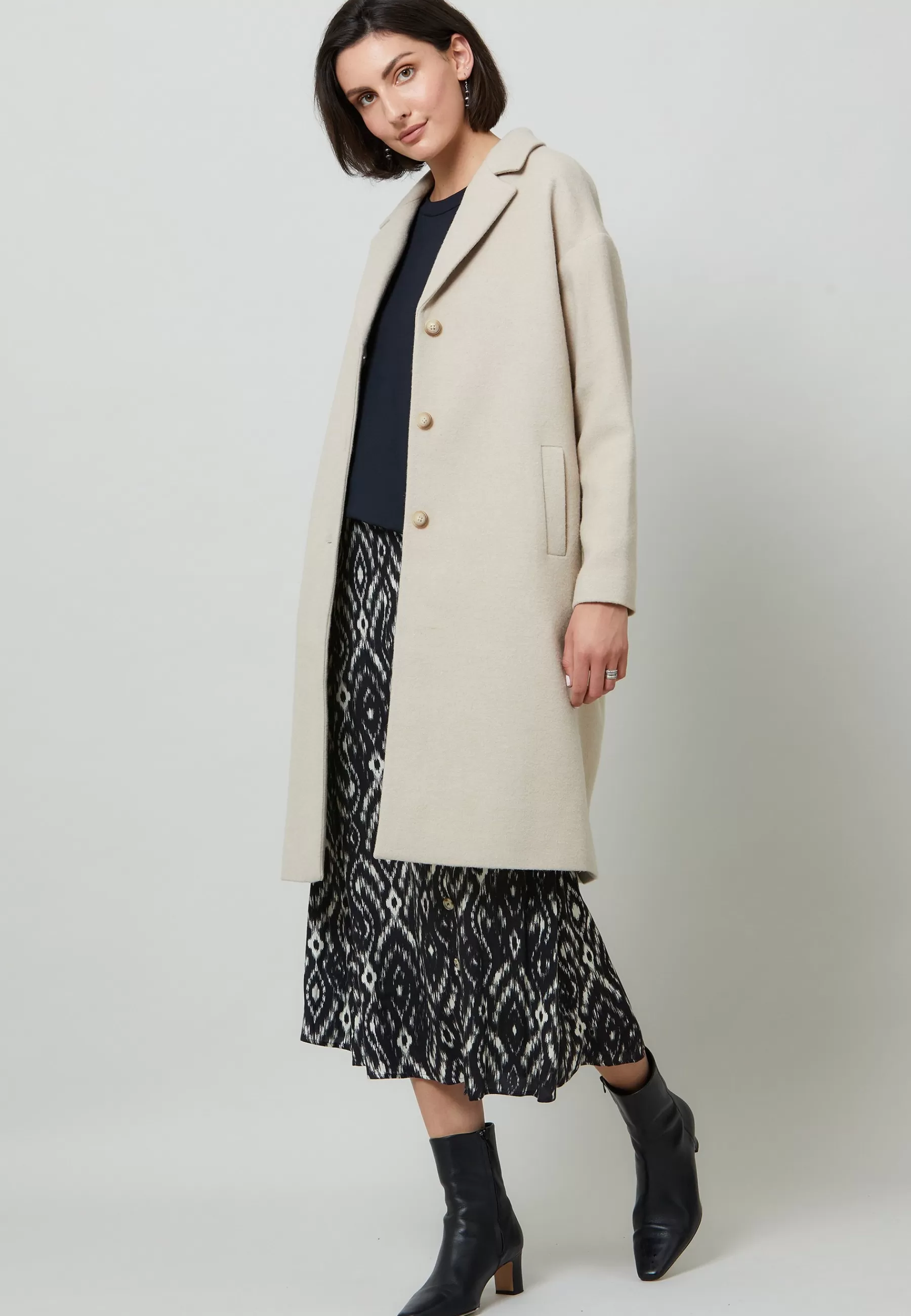 Patsy Warm Quartz - Manteau Classique | Helen McAlinden Dublin Flash Sale