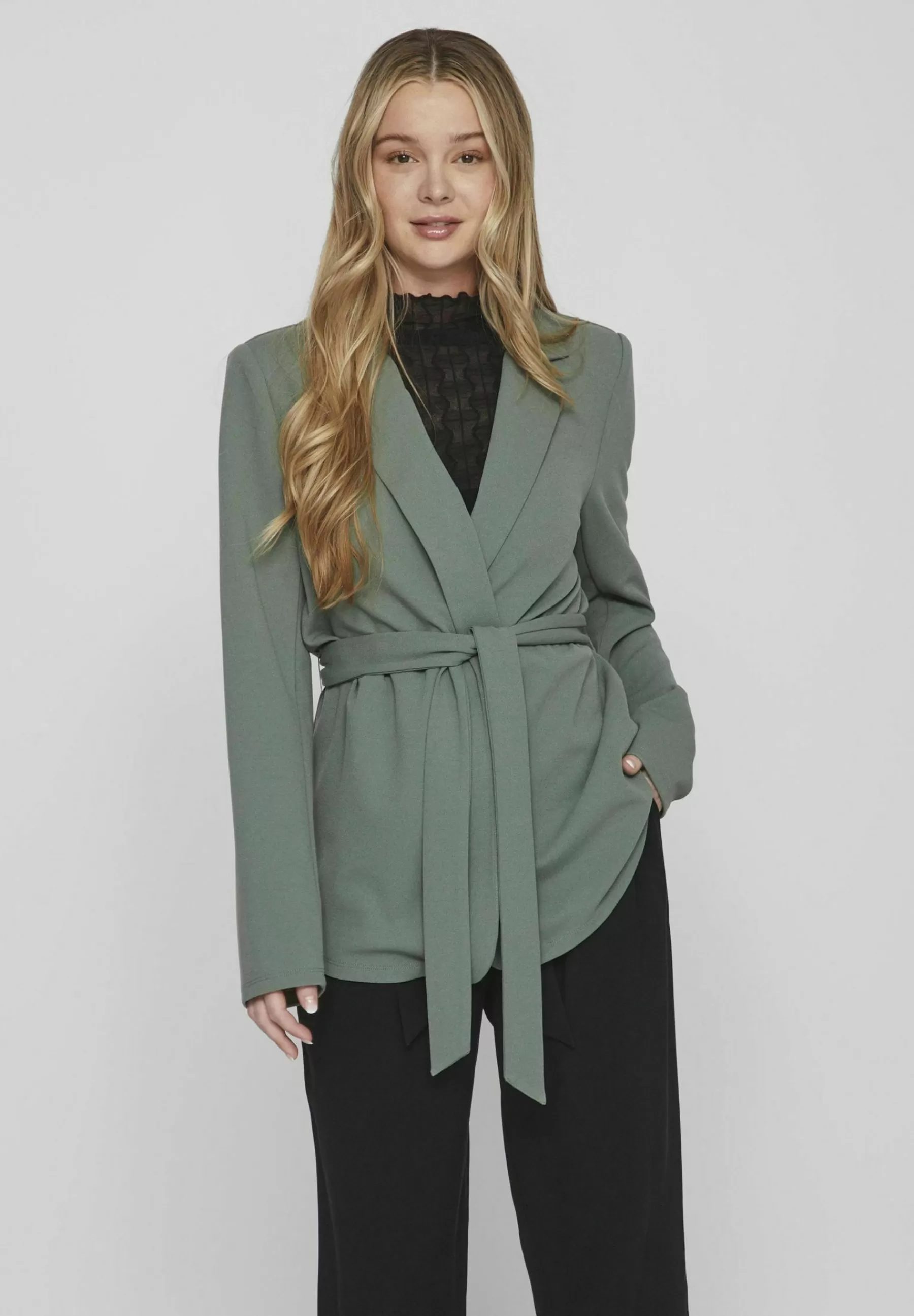 Tie Waist - Manteau Court | VILA Discount